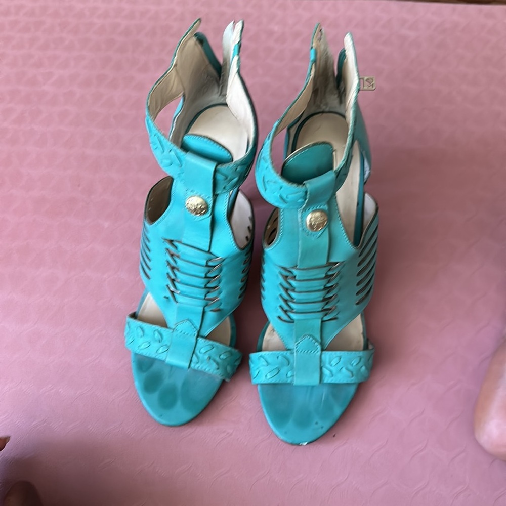 Shoes - Picture 3 of 3